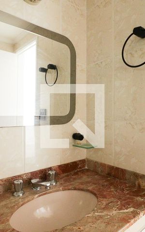 Apartamento para alugar com 94m², 3 quartos e 2 vagasBanheiro Social