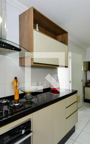 Apartamento à venda com 154m², 3 quartos e 3 vagas Apartamento à venda com 154m², 3 quartos e 3 vagasCozinha