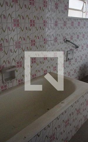 Casa à venda com 450m², 3 quartos e 3 vagasBanheiro 1