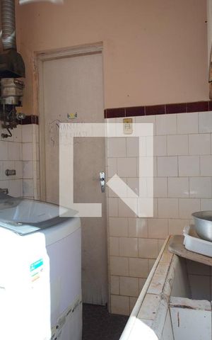 Casa à venda com 450m², 3 quartos e 3 vagasÁrea de Serviço