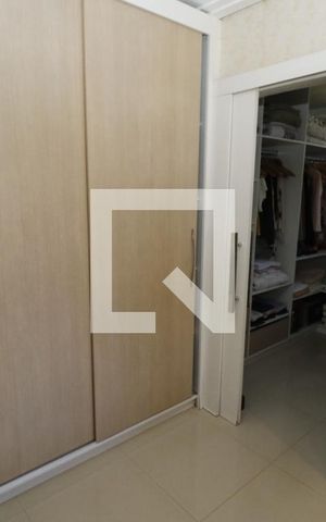 Casa para alugar com 100m², 4 quartos e 8 vagasQuarto 4