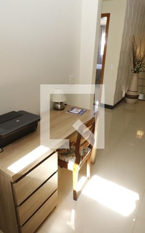 Casa para alugar com 100m², 4 quartos e 8 vagasEscritório
