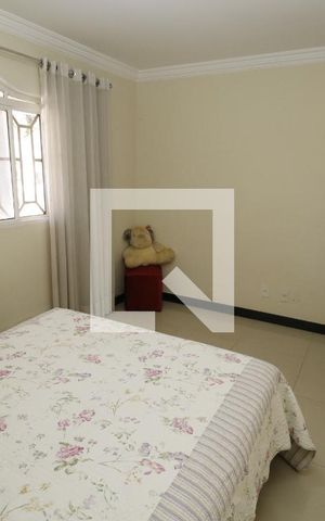 Casa para alugar com 100m², 4 quartos e 8 vagasQuarto 1