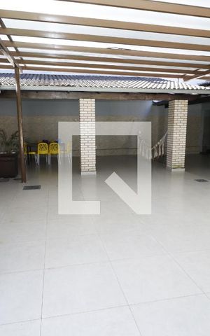 Casa para alugar com 100m², 4 quartos e 8 vagasÁrea Externa