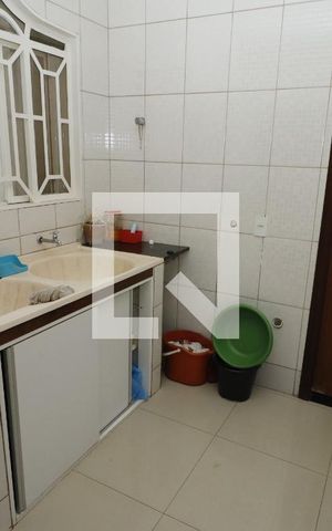 Casa para alugar com 100m², 4 quartos e 8 vagasÁrea de Serviço