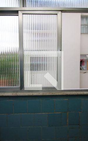 Apartamento à venda com 33m², 1 quarto e sem vagaÁrea de Serviço