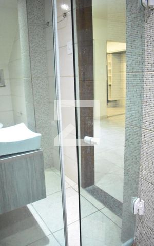 Casa para alugar com 110m², 2 quartos e 1 vagaBanheiro