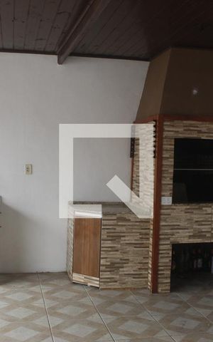 Casa para alugar com 60m², 2 quartos e 2 vagasChurrasqueira