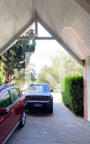 Casa de condomínio à venda com 320m², 4 quartos e 4 vagasGaragem
