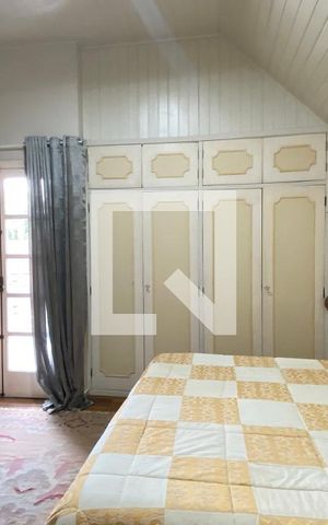 Casa de condomínio à venda com 320m², 4 quartos e 4 vagasSuíte 3