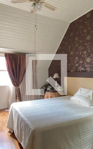 Casa de condomínio à venda com 320m², 4 quartos e 4 vagasSuíte 1