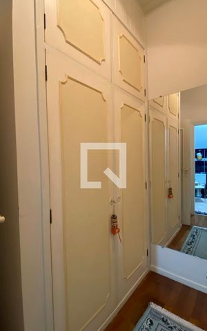 Casa de condomínio à venda com 320m², 4 quartos e 4 vagasCloset da suíte 1