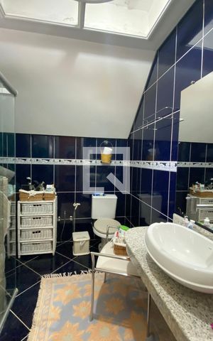 Casa de condomínio à venda com 320m², 4 quartos e 4 vagasBanheiro da Suíte 1