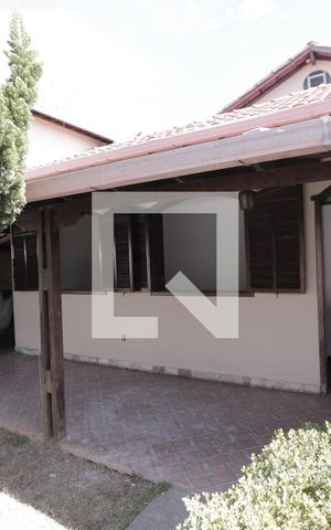 Casa à venda com 392m², 3 quartos e 5 vagasFachada