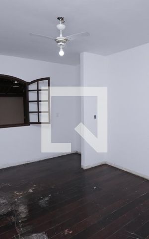 Casa à venda com 392m², 3 quartos e 5 vagasQuarto 2