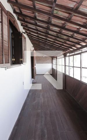 Casa à venda com 392m², 3 quartos e 5 vagasVaranda