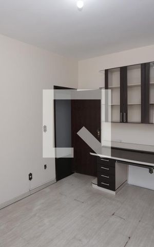 Casa à venda com 392m², 3 quartos e 5 vagasEscritório