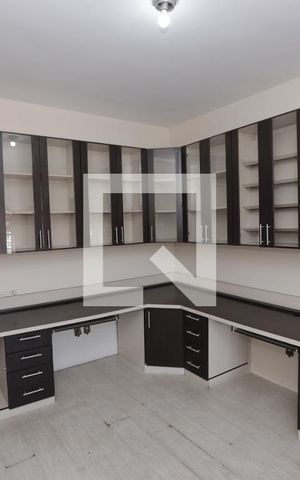 Casa à venda com 392m², 3 quartos e 5 vagasEscritório