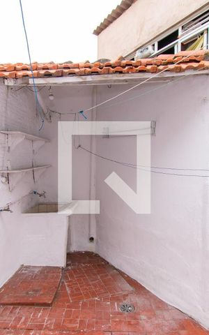Casa para alugar com 70m², 2 quartos e sem vaga Casa para alugar com 70m², 2 quartos e sem vagaÁrea de Serviço e Quintal