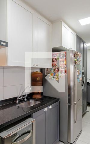 Casa de condomínio à venda com 85m², 2 quartos e 1 vaga Casa de condomínio à venda com 85m², 2 quartos e 1 vagaBanheiro