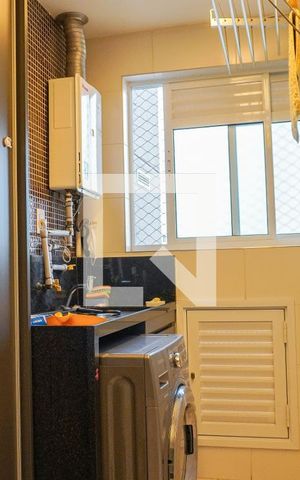 Apartamento à venda com 136m², 3 quartos e 3 vagas Apartamento à venda com 136m², 3 quartos e 3 vagasÁrea de Serviço