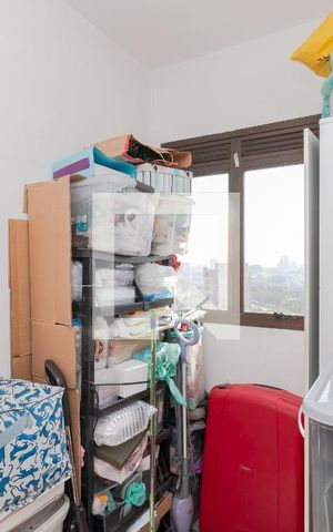 Apartamento à venda com 142m², 3 quartos e 4 vagas Apartamento à venda com 142m², 3 quartos e 4 vagasÁrea de Serviço