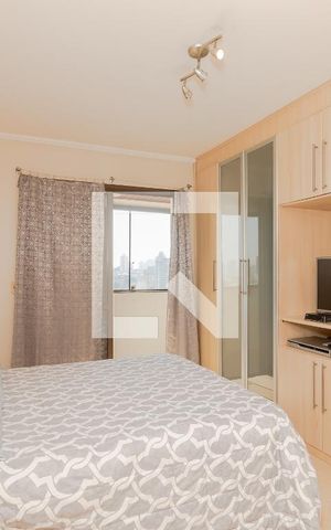 Apartamento à venda com 142m², 3 quartos e 4 vagas Apartamento à venda com 142m², 3 quartos e 4 vagasQuarto 1
