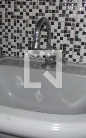 Apartamento à venda com 50m², 2 quartos e sem vagaBanheiro