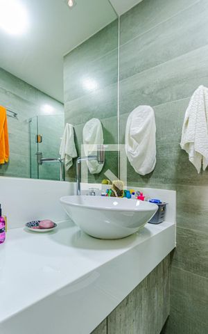 Apartamento para alugar com 80m², 2 quartos e 1 vaga Apartamento para alugar com 80m², 2 quartos e 1 vagaBanheiro do Quarto 2