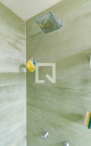Apartamento para alugar com 80m², 2 quartos e 1 vaga Apartamento para alugar com 80m², 2 quartos e 1 vagaBanheiro do Quarto 1
