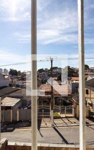 Casa à venda com 225m², 4 quartos e 2 vagas Casa à venda com 225m², 4 quartos e 2 vagasCasa 1 - Vista Quarto 1