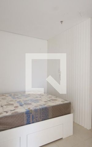 Apartamento para alugar com 35m², 1 quarto e 1 vaga Apartamento para alugar com 35m², 1 quarto e 1 vagaStudio