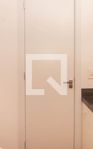 Studio para alugar com 35m², 1 quarto e sem vaga Studio para alugar com 35m², 1 quarto e sem vagaBanheiro