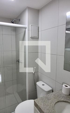 Apartamento à venda com 77m², 2 quartos e 2 vagas Apartamento à venda com 77m², 2 quartos e 2 vagasBanheiro Social