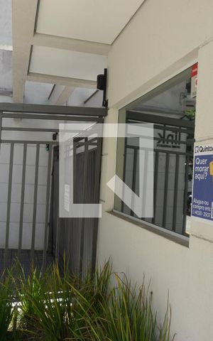Apartamento à venda com 42m², 1 quarto e 1 vagaPlaquinha