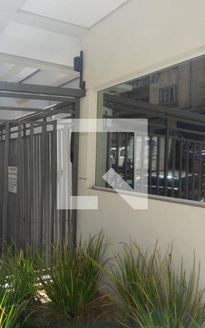 Apartamento à venda com 42m², 1 quarto e 1 vagaPlaquinha