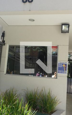 Apartamento à venda com 42m², 1 quarto e 1 vagaPlaquinha