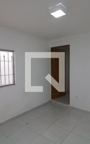 Casa para alugar com 45m², 2 quartos e sem vagaSala