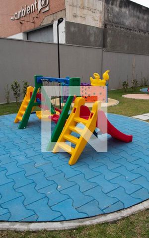 Apartamento à venda com 57m², 2 quartos e 1 vaga Apartamento à venda com 57m², 2 quartos e 1 vagaÁrea comum - Playground