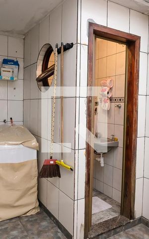 Casa à venda com 98m², 2 quartos e 1 vagaÁrea de Serviço