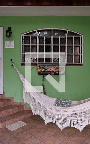 Casa à venda com 98m², 2 quartos e 1 vagaGaragem