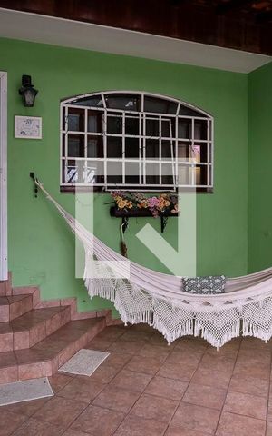 Casa à venda com 98m², 2 quartos e 1 vagaGaragem
