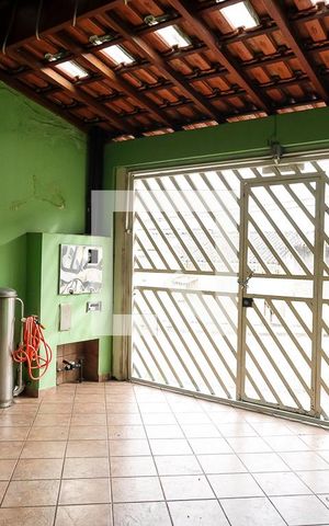 Casa à venda com 98m², 2 quartos e 1 vagaGaragem