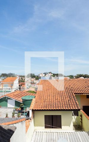 Casa à venda com 168m², 3 quartos e 4 vagas Casa à venda com 168m², 3 quartos e 4 vagasVista da Suíte 1