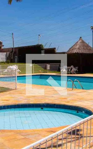 Casa de condomínio à venda com 208m², 4 quartos e 5 vagas Casa de condomínio à venda com 208m², 4 quartos e 5 vagasÁrea comum