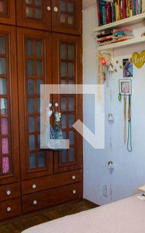 Casa de condomínio à venda com 208m², 4 quartos e 5 vagas Casa de condomínio à venda com 208m², 4 quartos e 5 vagasQuarto 1