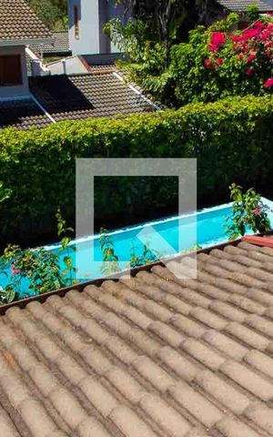 Casa de condomínio à venda com 208m², 4 quartos e 5 vagas Casa de condomínio à venda com 208m², 4 quartos e 5 vagasVista da Suíte