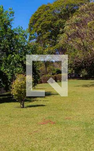 Casa de condomínio à venda com 208m², 4 quartos e 5 vagas Casa de condomínio à venda com 208m², 4 quartos e 5 vagasÁrea comum