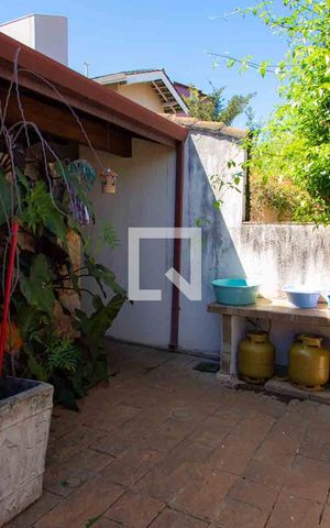 Casa de condomínio à venda com 208m², 4 quartos e 5 vagas Casa de condomínio à venda com 208m², 4 quartos e 5 vagasÁrea de Serviço
