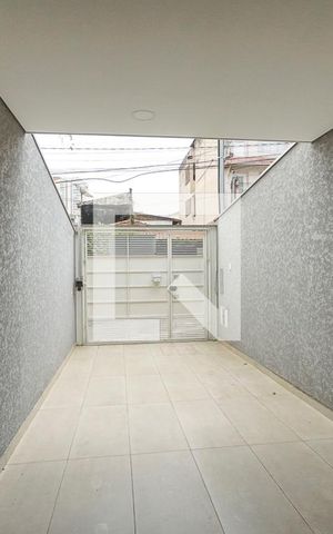 Casa à venda com 106m², 3 quartos e 2 vagas Casa à venda com 106m², 3 quartos e 2 vagasGaragem